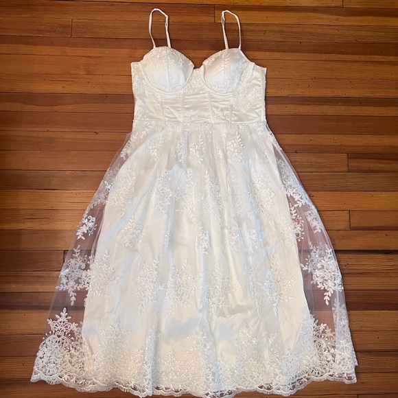 Lulus My Darling Daydreamer White Lace Bustier Midi Dress! - Picture 2 of 4